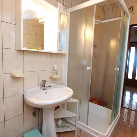 Fuer 3 Personen Ca 44 Qm In Fazana, Istrien Istrische Riviera Appartement *